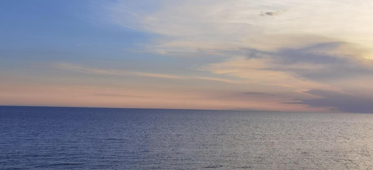 Bed and Breakfast Sunset Bay Торре-Суда Екстер'єр фото