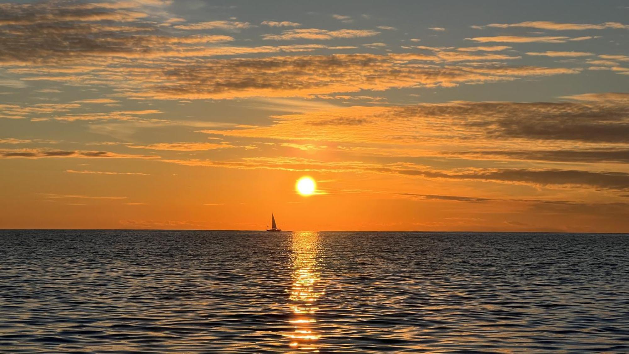 Bed and Breakfast Sunset Bay Торре-Суда Екстер'єр фото