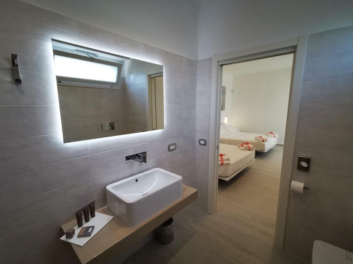 Bed and Breakfast Sunset Bay Торре-Суда Екстер'єр фото